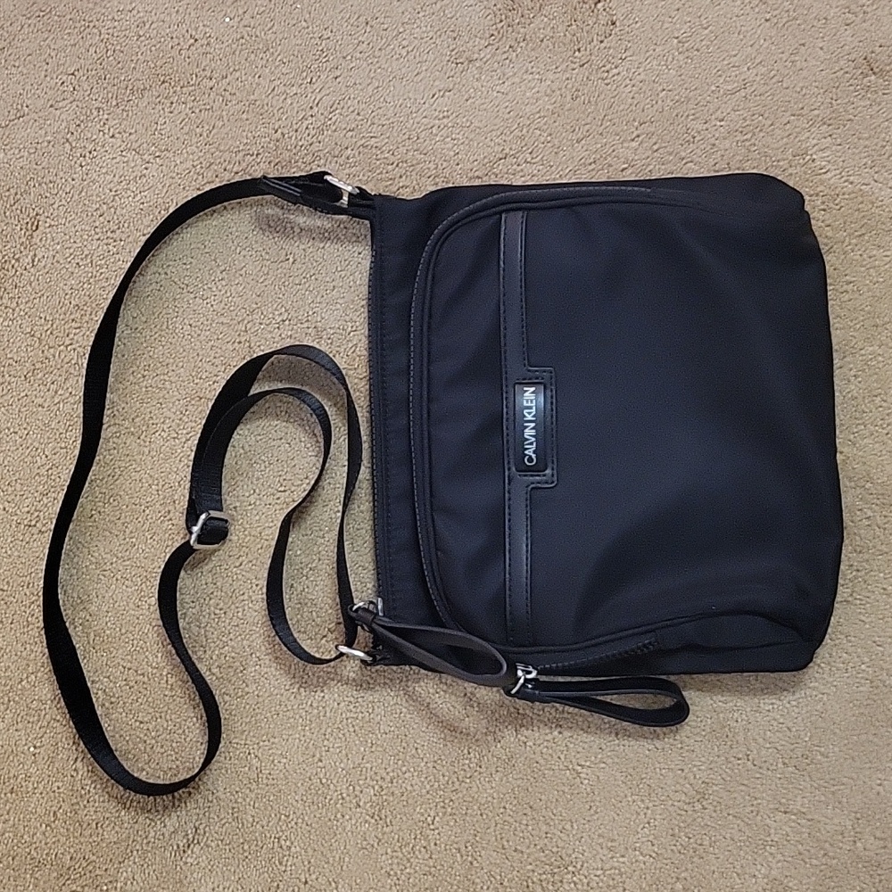 NWOT Calvin Klein